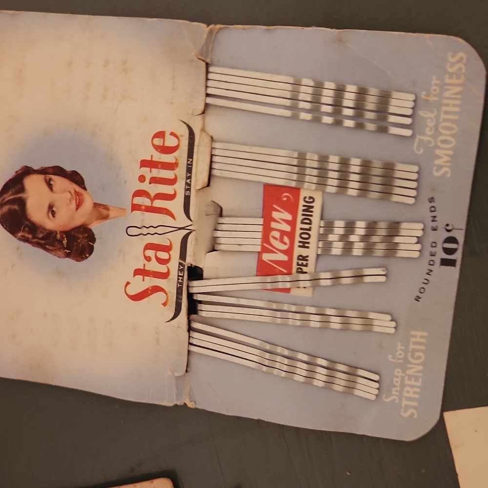 Vintage Colgate's Talc Powder Collection - Picture 8 of 10